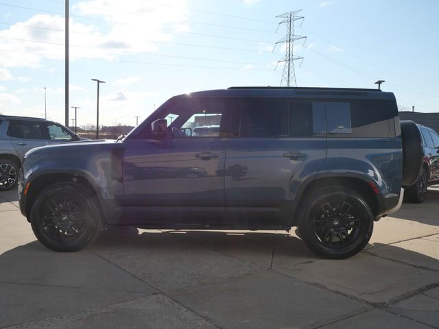 Used 2023 Land Rover Defender 110 S image 4