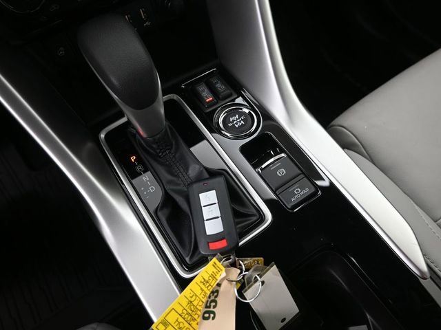 Used 2023 Mitsubishi Eclipse Cross SEL image 16