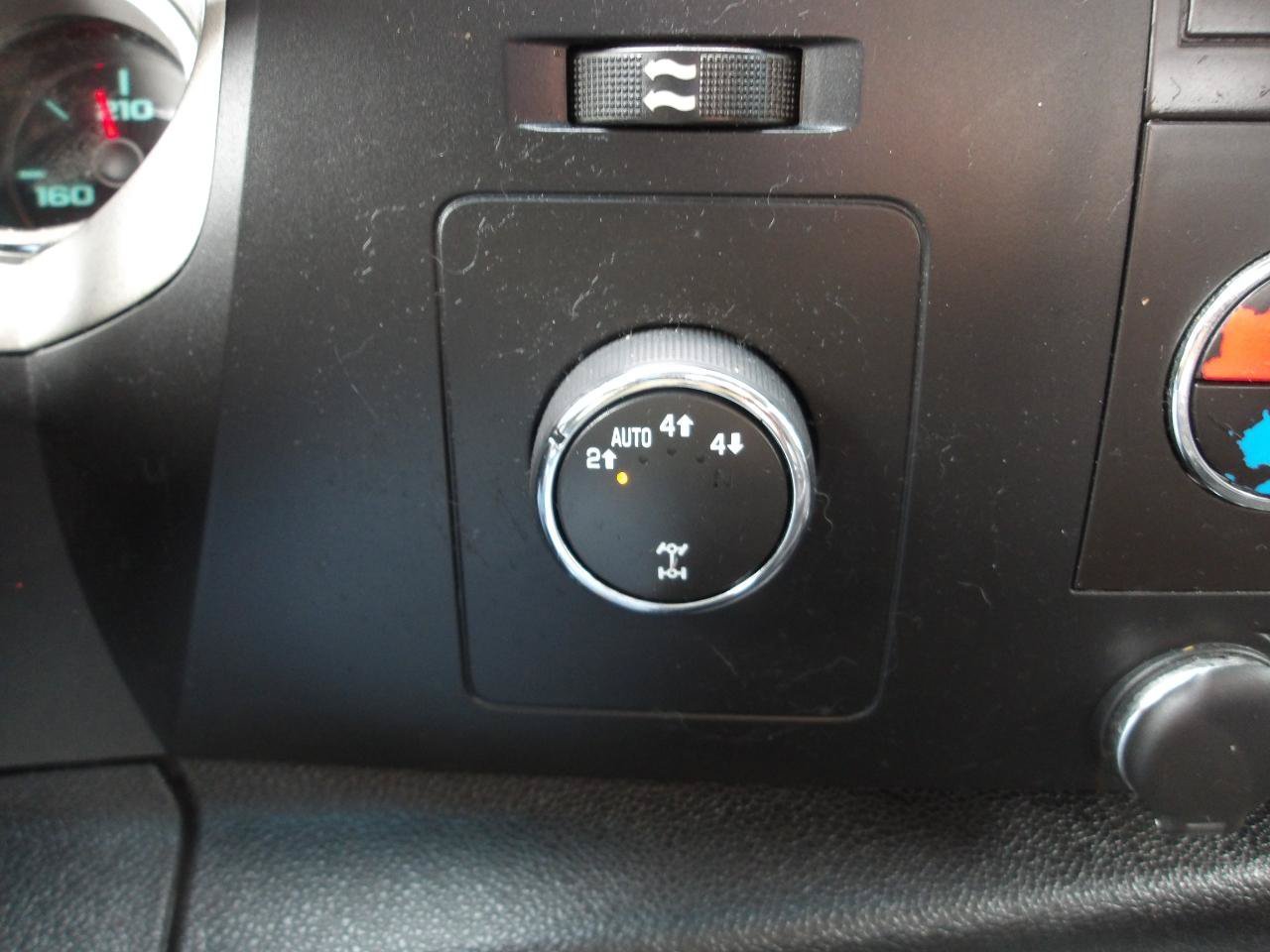 Used 2013 Chevrolet Silverado 1500 LT w/ All-Star Edition AWD/4WD image 19