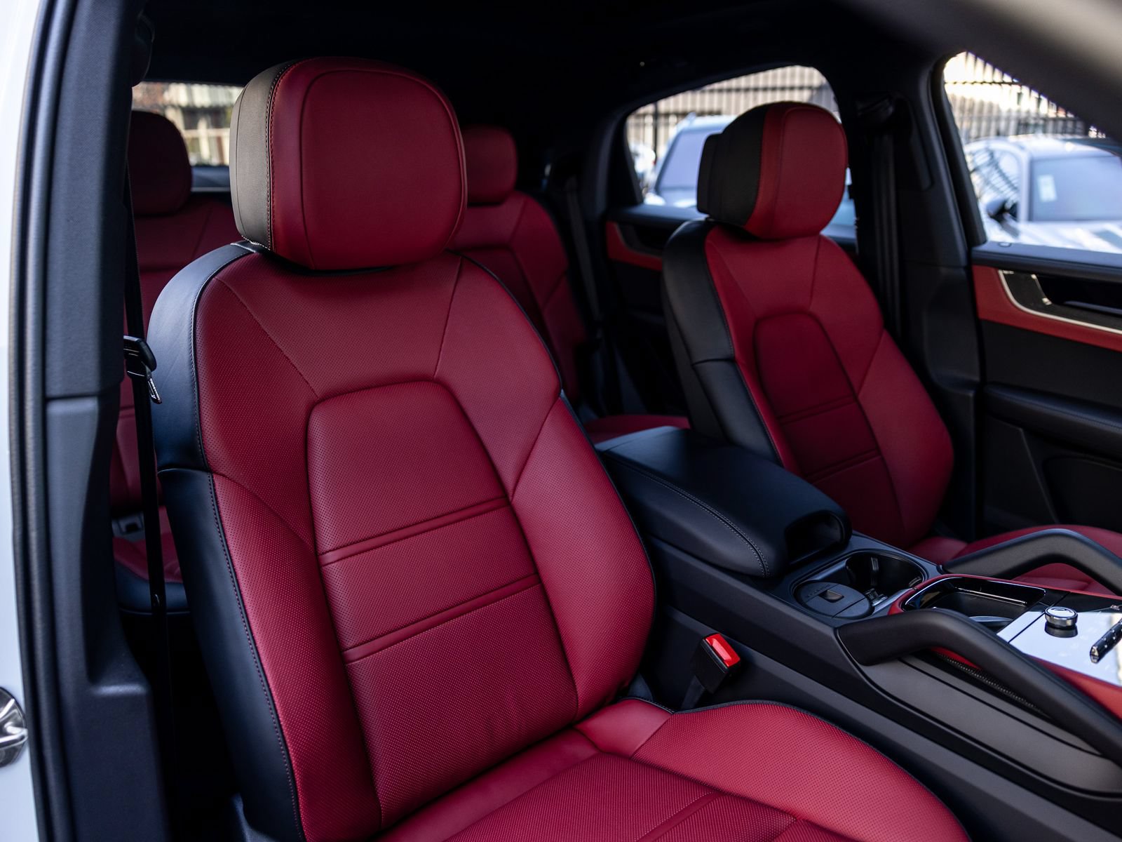 New 2026 Porsche Cayenne Coupe AWD/4WD image 35