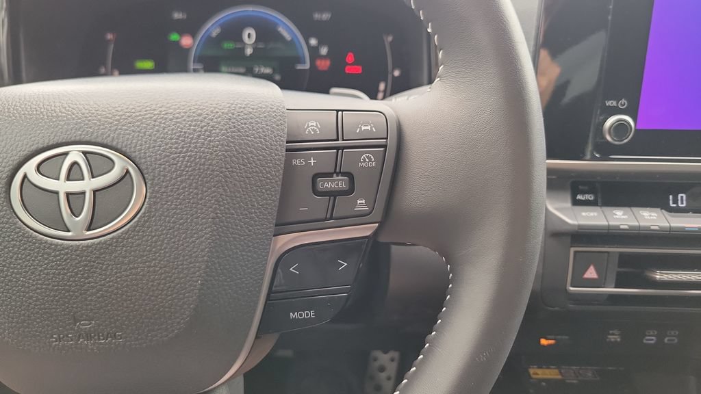 Certified 2025 Toyota Camry SE w/ Convenience Package FWD image 21