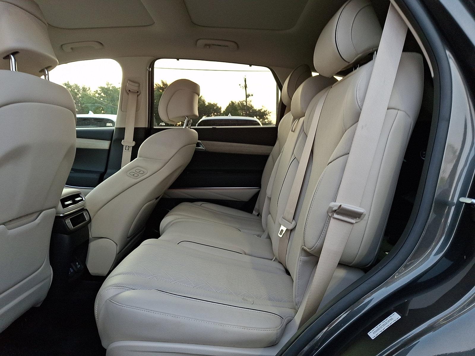 Certified 2025 Genesis GV80 3.5T Advanced AWD/4WD image 10