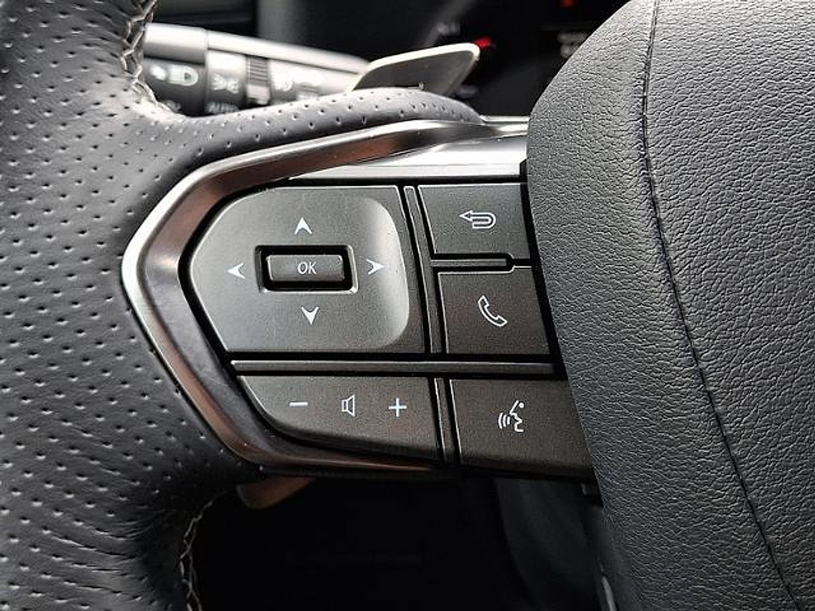 Used 2024 Lexus LX 600 F Sport AWD/4WD image 14