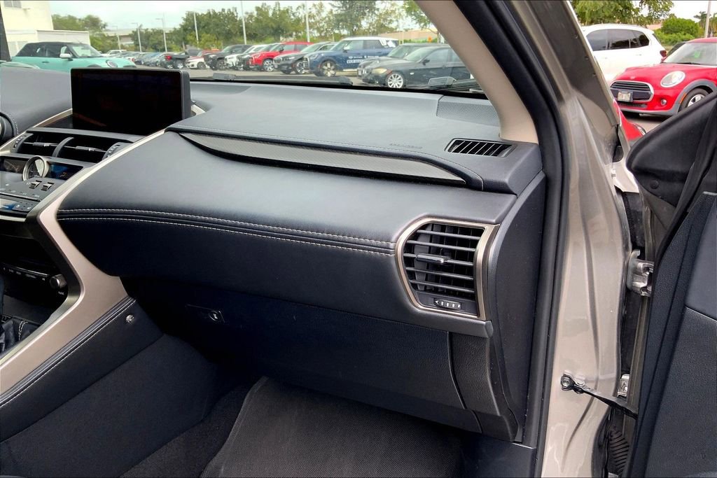Used 2018 Lexus NX 300 FWD image 16