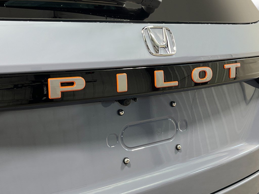 New 2026 Honda Pilot TrailSport image 11