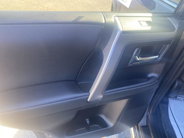 Used 2022 Toyota 4Runner Limited image 12