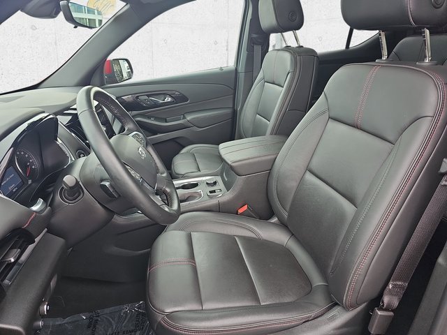 Used 2023 Chevrolet Traverse RS image 17