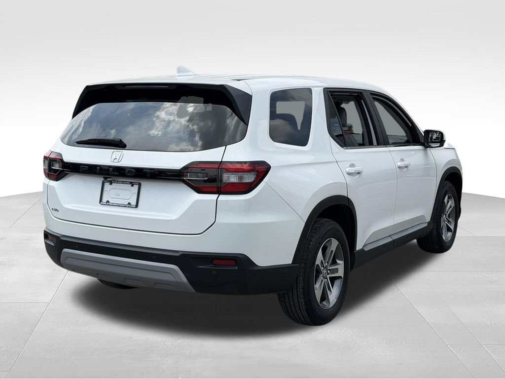 Used 2025 Honda Pilot EX-L image 7
