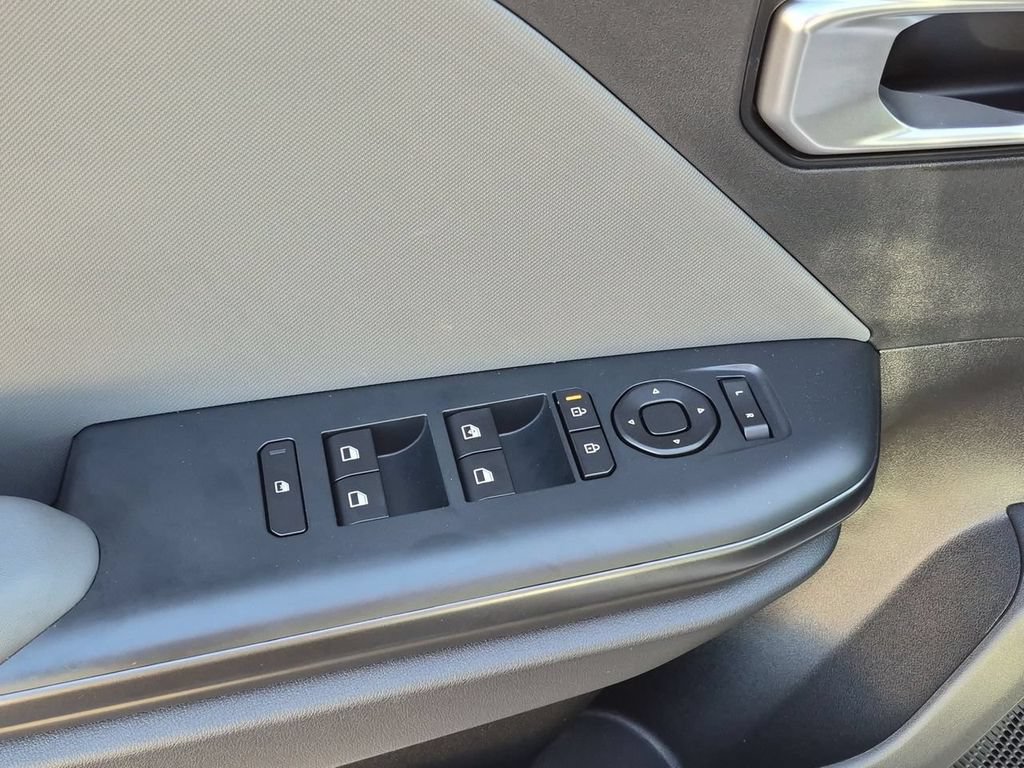 New 2026 Kia K4 FWD image 23