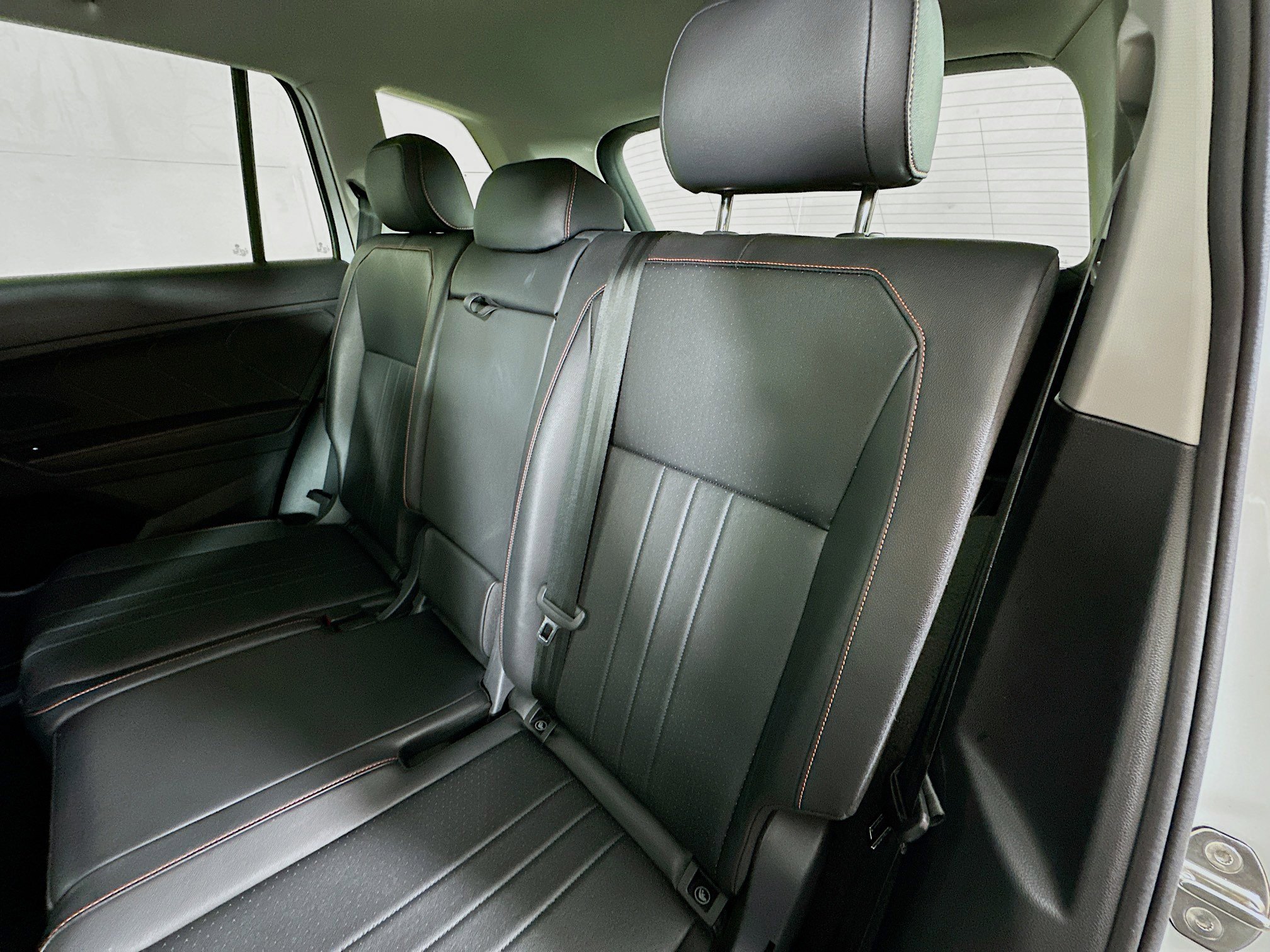 Used 2024 Volkswagen Tiguan Wolfsburg Edition image 22