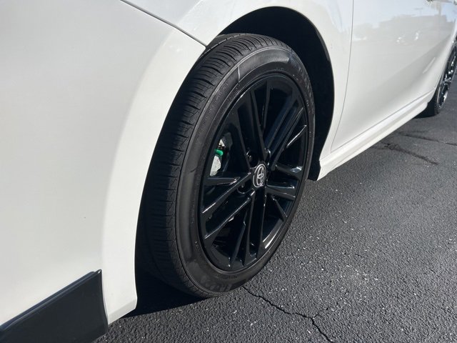 Used 2025 Toyota Camry SE image 10