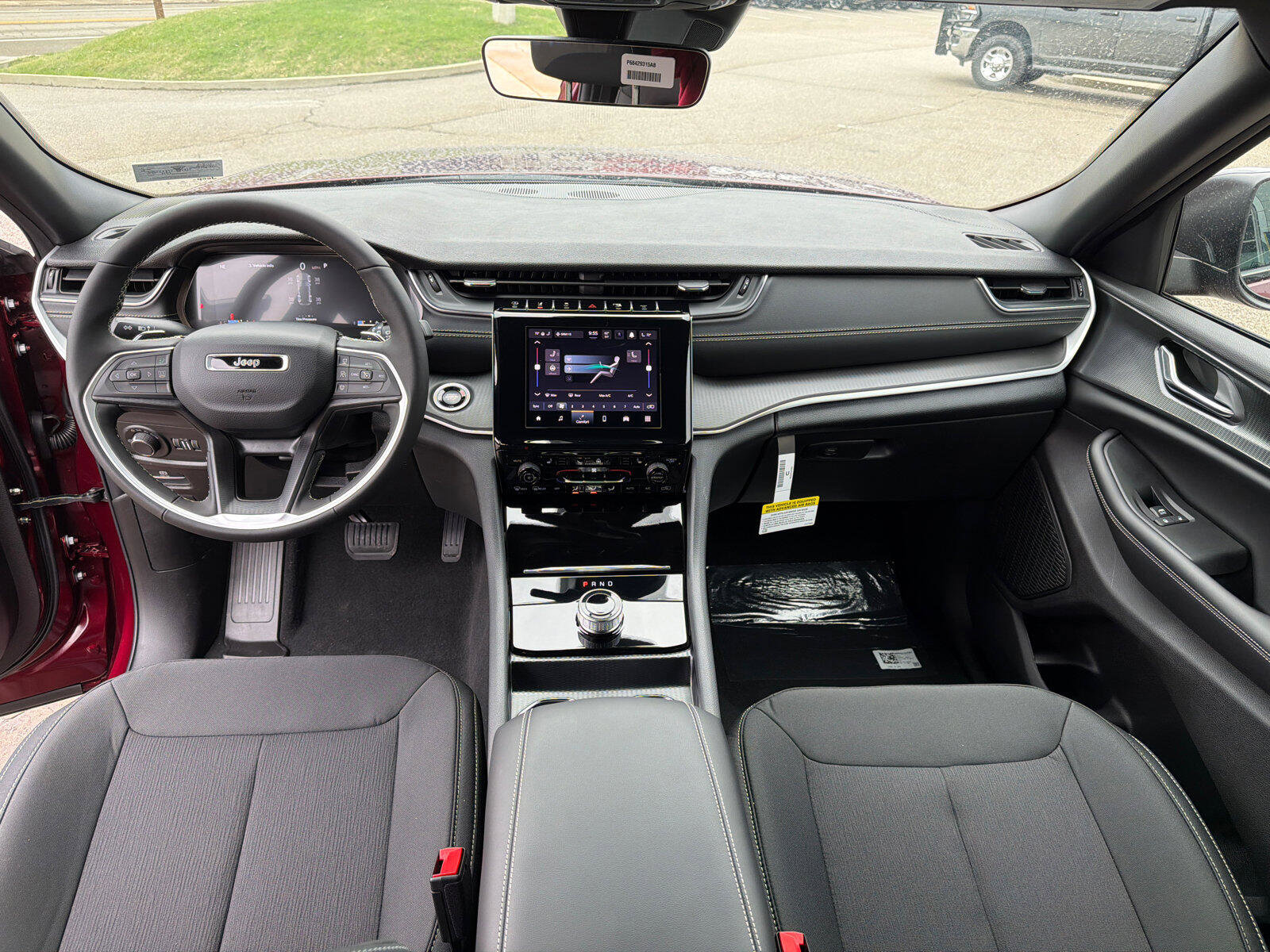 New 2026 Jeep Grand Cherokee Laredo X image 23