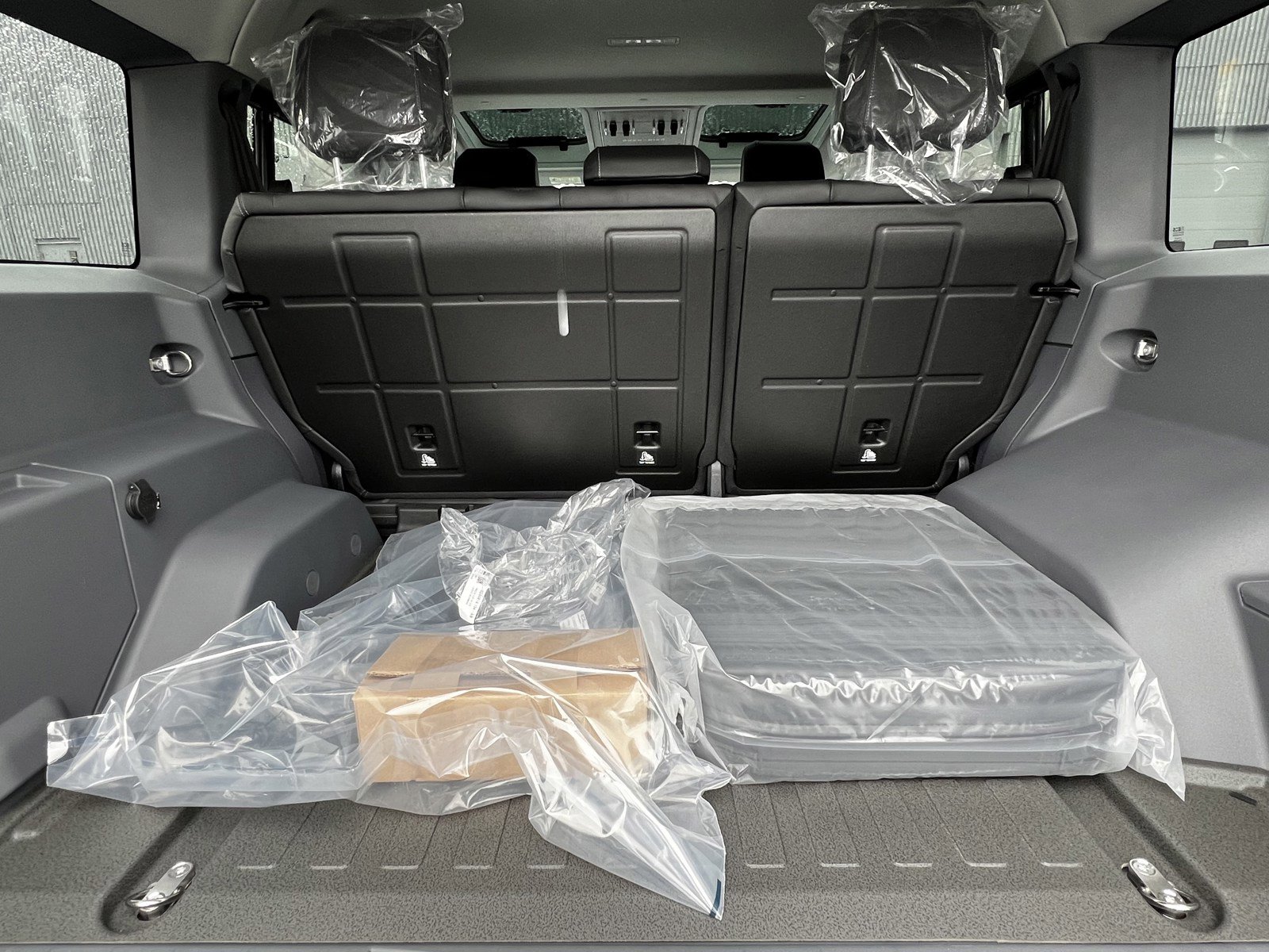 Used 2025 INEOS Grenadier image 35