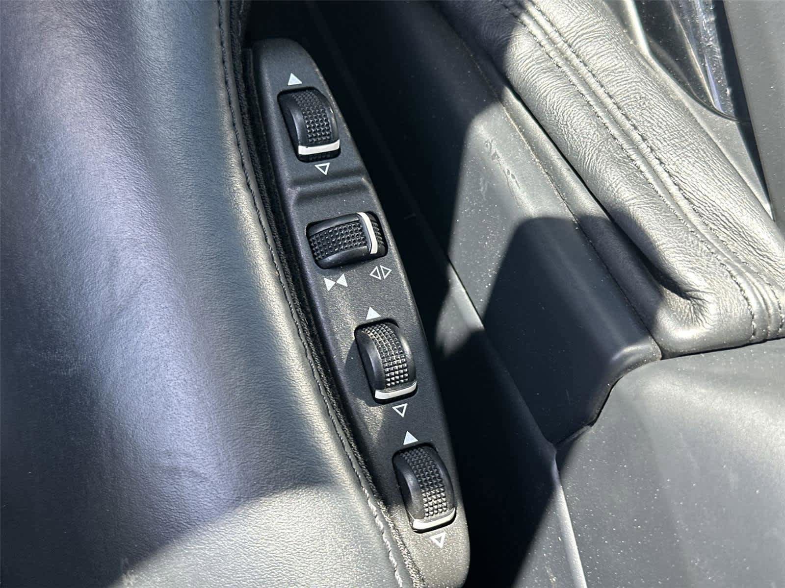 Used 2016 Mercedes-Benz G 63 AMG 4MATIC image 40