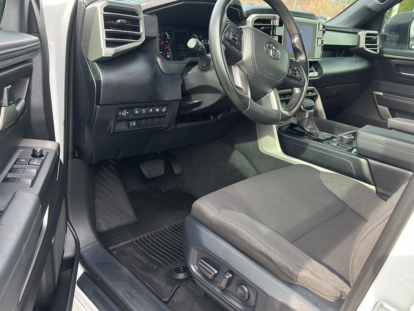 Used 2025 Toyota Tundra SR5 image 23