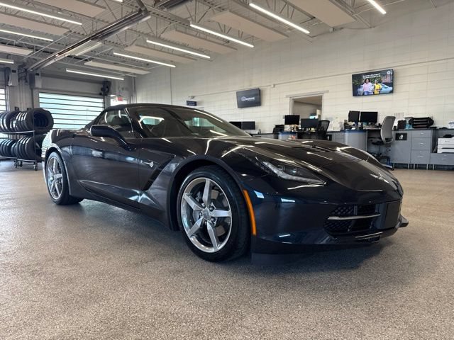 Certified 2015 Chevrolet Corvette Stingray Convertible w/ 2LT Preferred Equipment Group RWD image 3