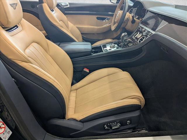 Used 2023 Bentley Continental GT Mulliner image 20