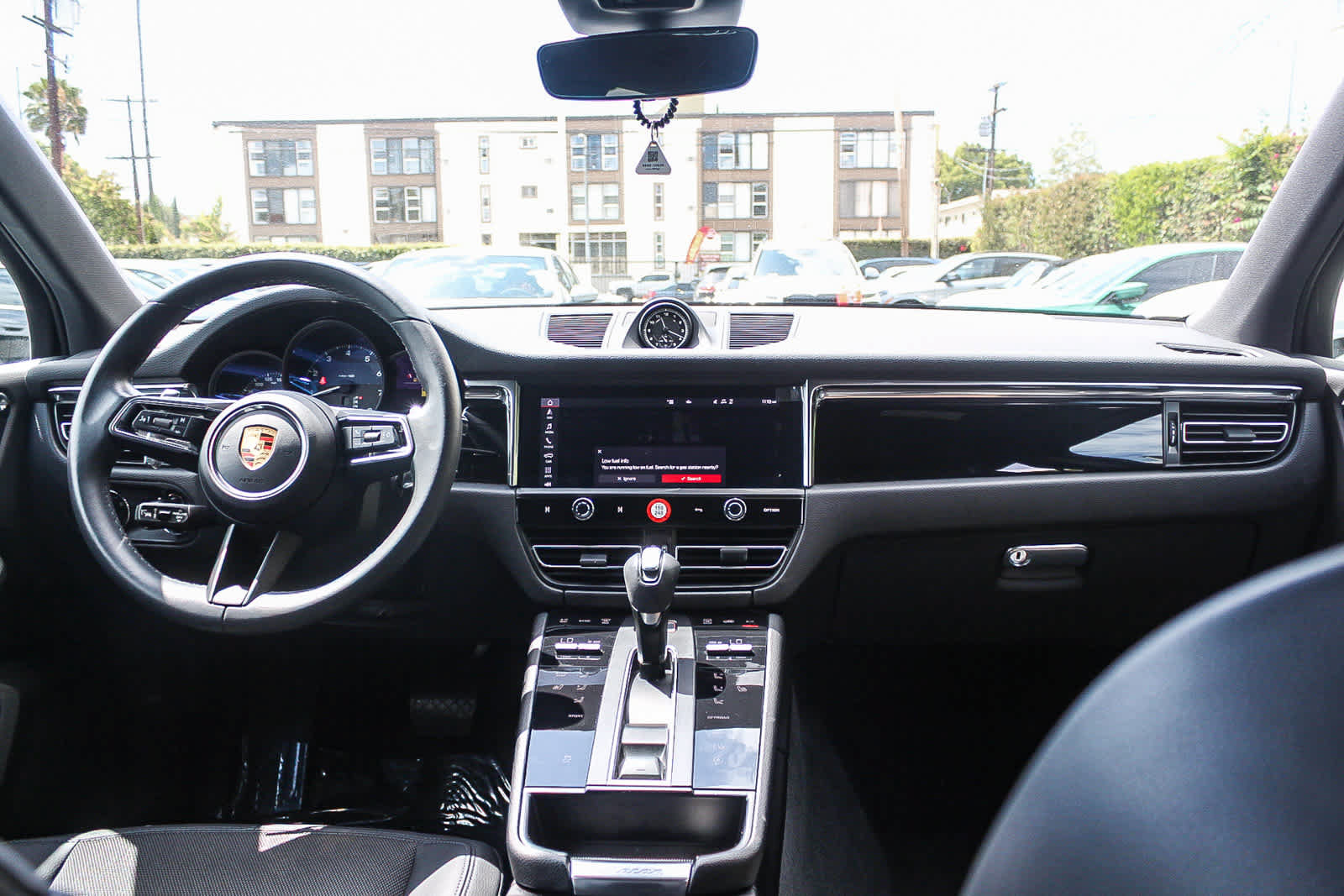 Used 2023 Porsche Macan AWD/4WD image 12