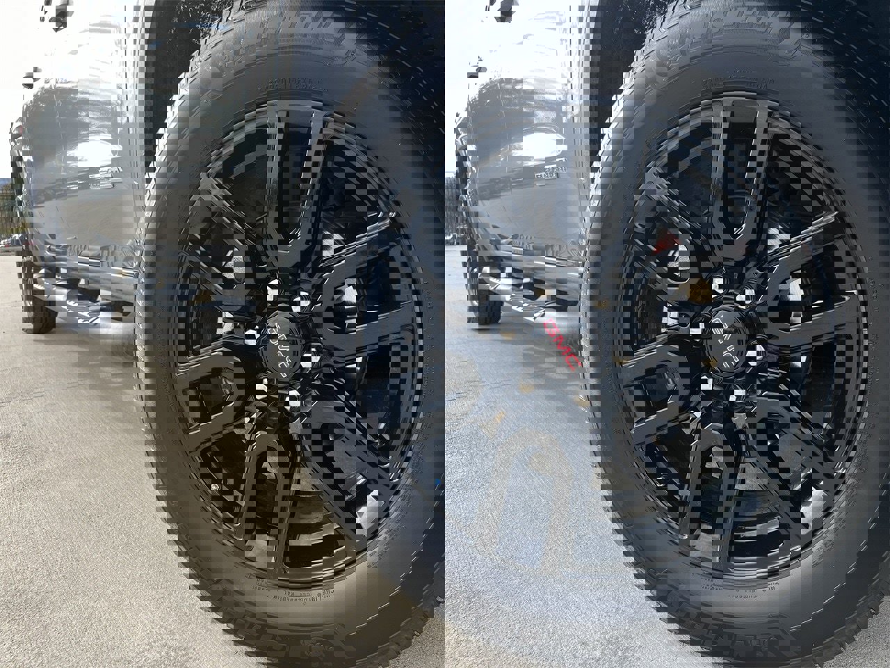 Used 2023 GMC Sierra 1500 Elevation image 10