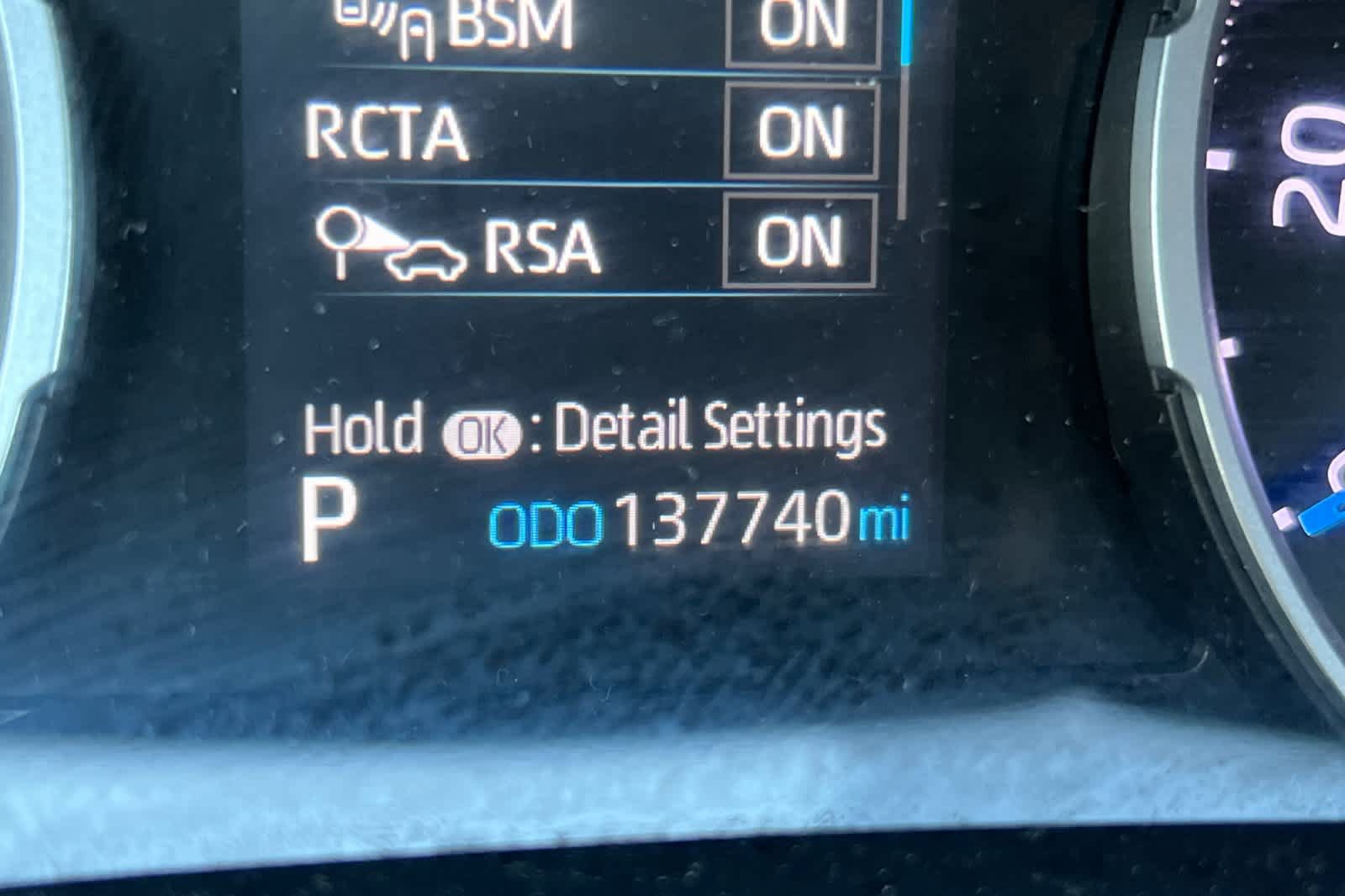 Used 2021 Toyota RAV4 LE AWD/4WD image 28