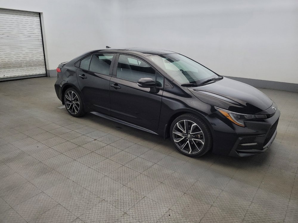 Used 2022 Toyota Corolla SE w/ SE Premium Package FWD image 11