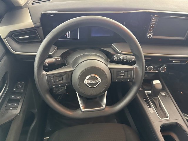 Used 2025 Nissan Kicks S image 23