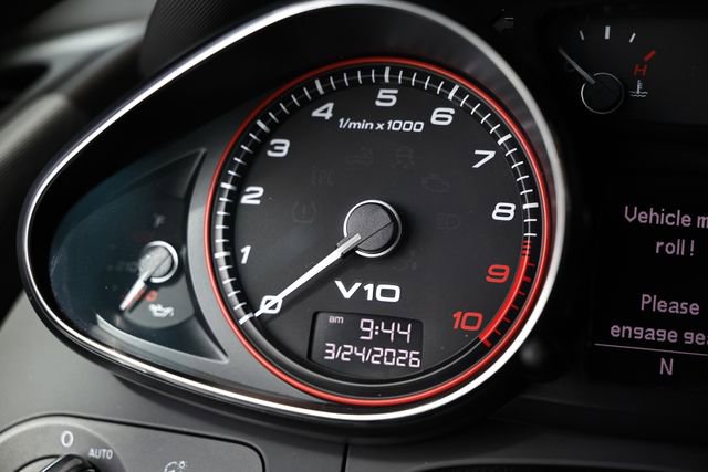 Used 2011 Audi R8 V10 AWD/4WD image 35
