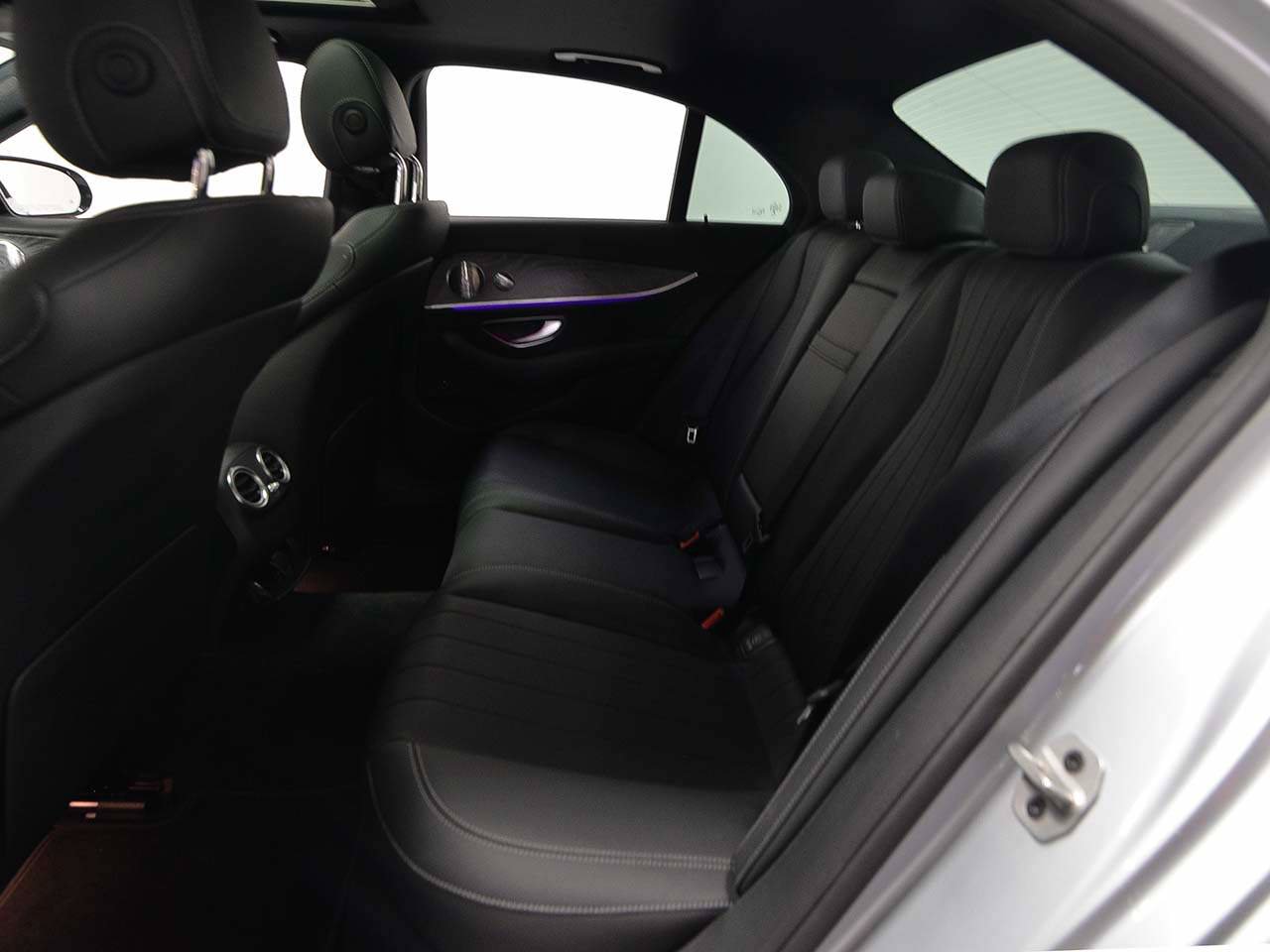 Used 2021 Mercedes-Benz E 350 Sedan image 11