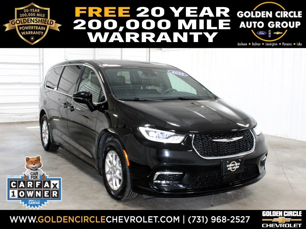 Used 2025 Chrysler Pacifica Select FWD 360° Tour