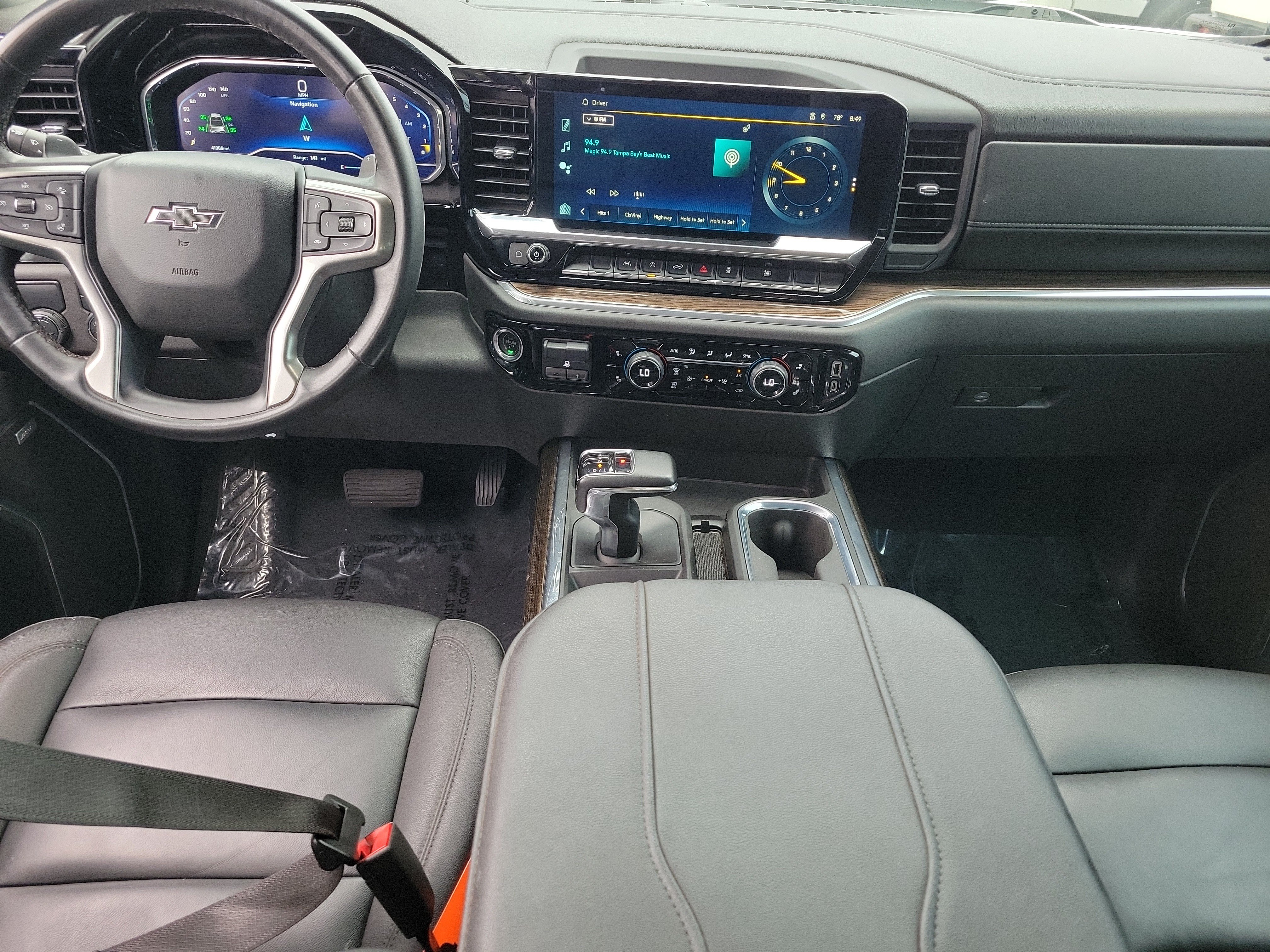 Used 2023 Chevrolet Silverado 1500 RST w/ Convenience Package II RWD image 13