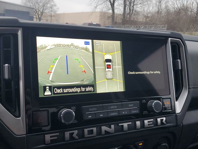 Used 2025 Nissan Frontier SL image 24