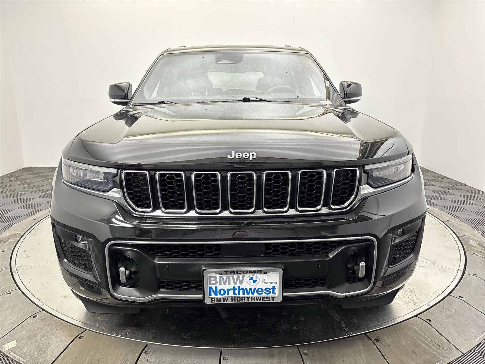 Used 2022 Jeep Grand Cherokee Overland AWD/4WD image 14