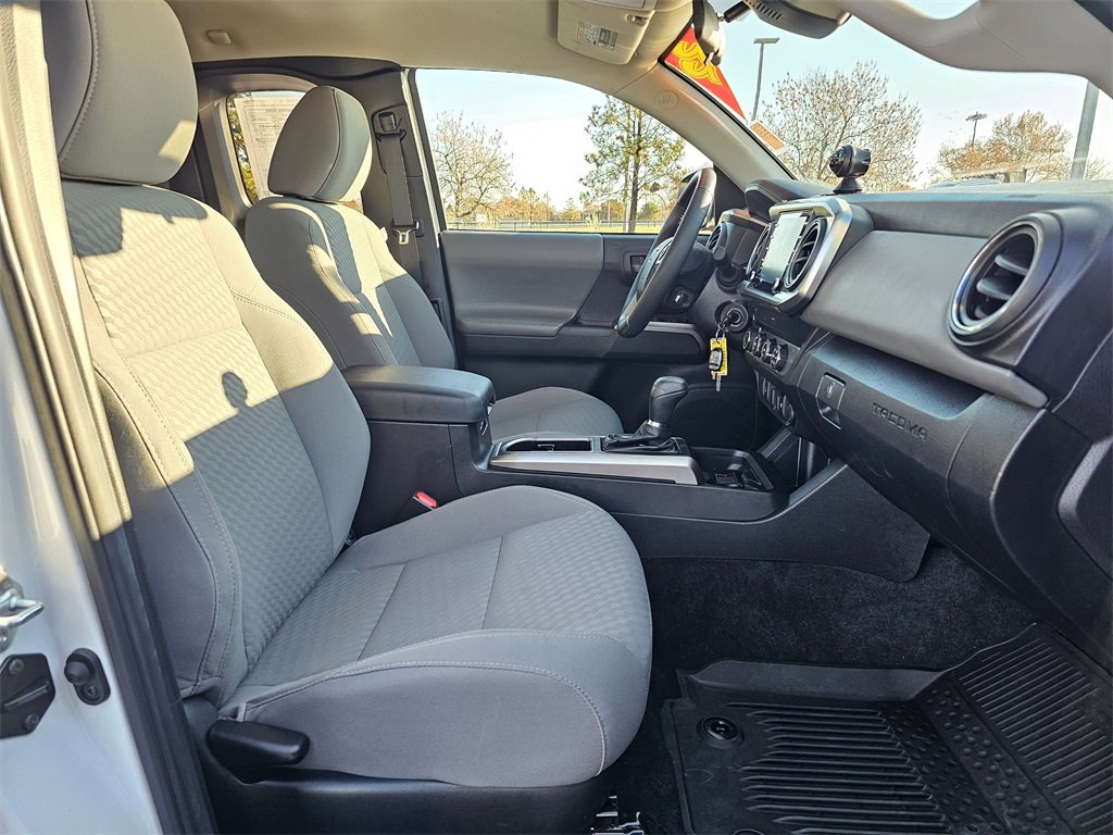 Used 2022 Toyota Tacoma SR5 image 10