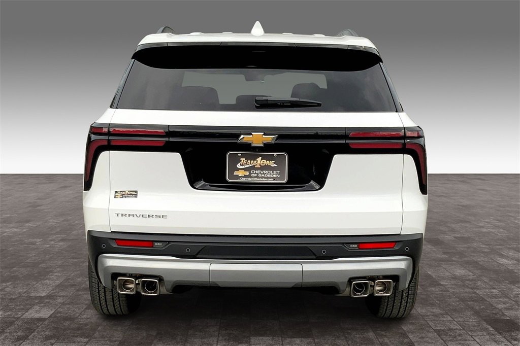 New 2026 Chevrolet Traverse LT w/ Driver Confidence Package image 5