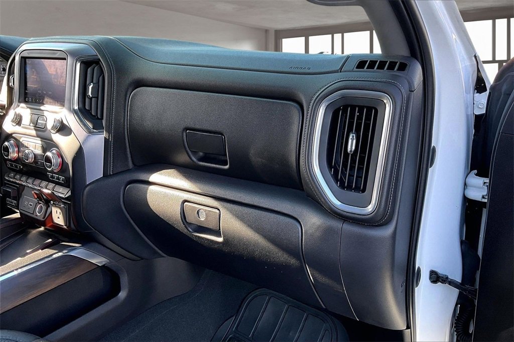 Used 2019 GMC Sierra 1500 SLT w/ SLT Premium Plus Package image 17