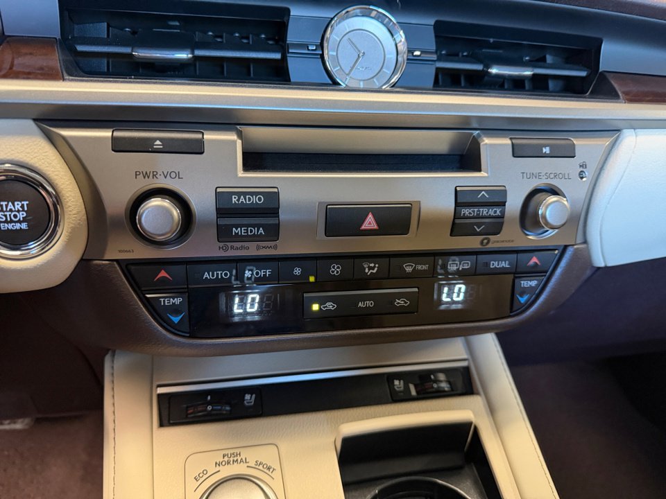 Used 2018 Lexus ES 350 w/ Premier Package FWD image 22