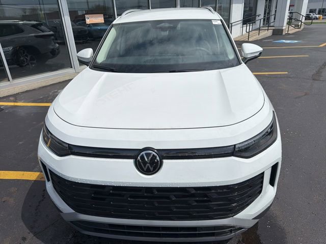 New 2026 Volkswagen Tiguan SE image 12