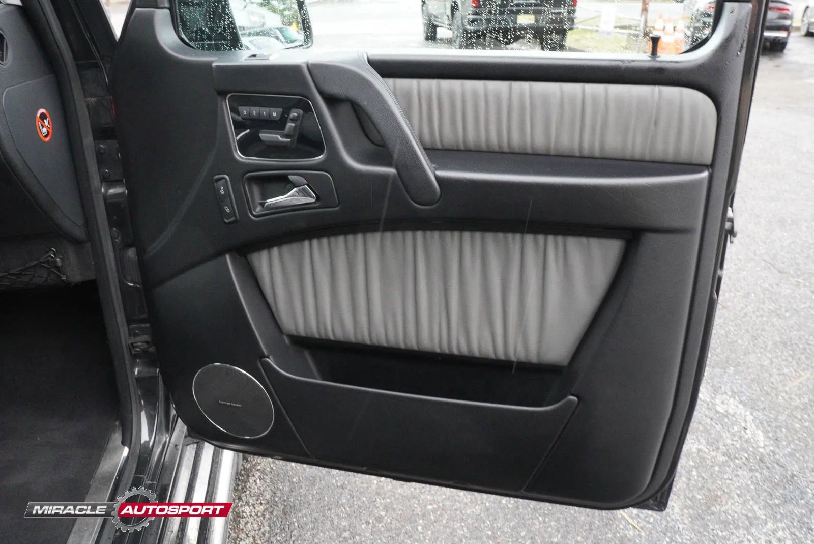 Used 2014 Mercedes-Benz G 550 image 29
