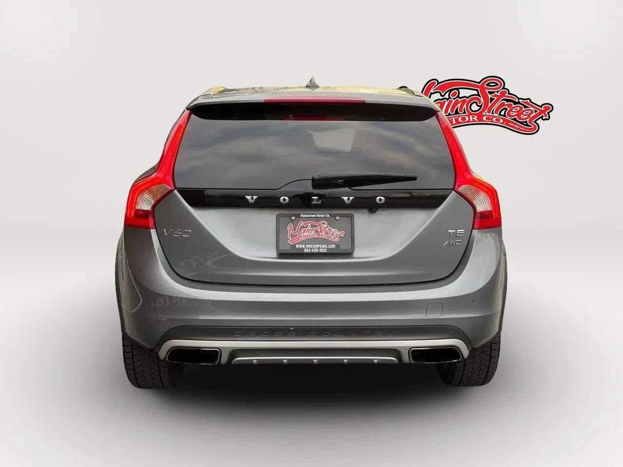 Used 2016 Volvo V60 T5 Cross Country Platinum w/ Climate Package image 6