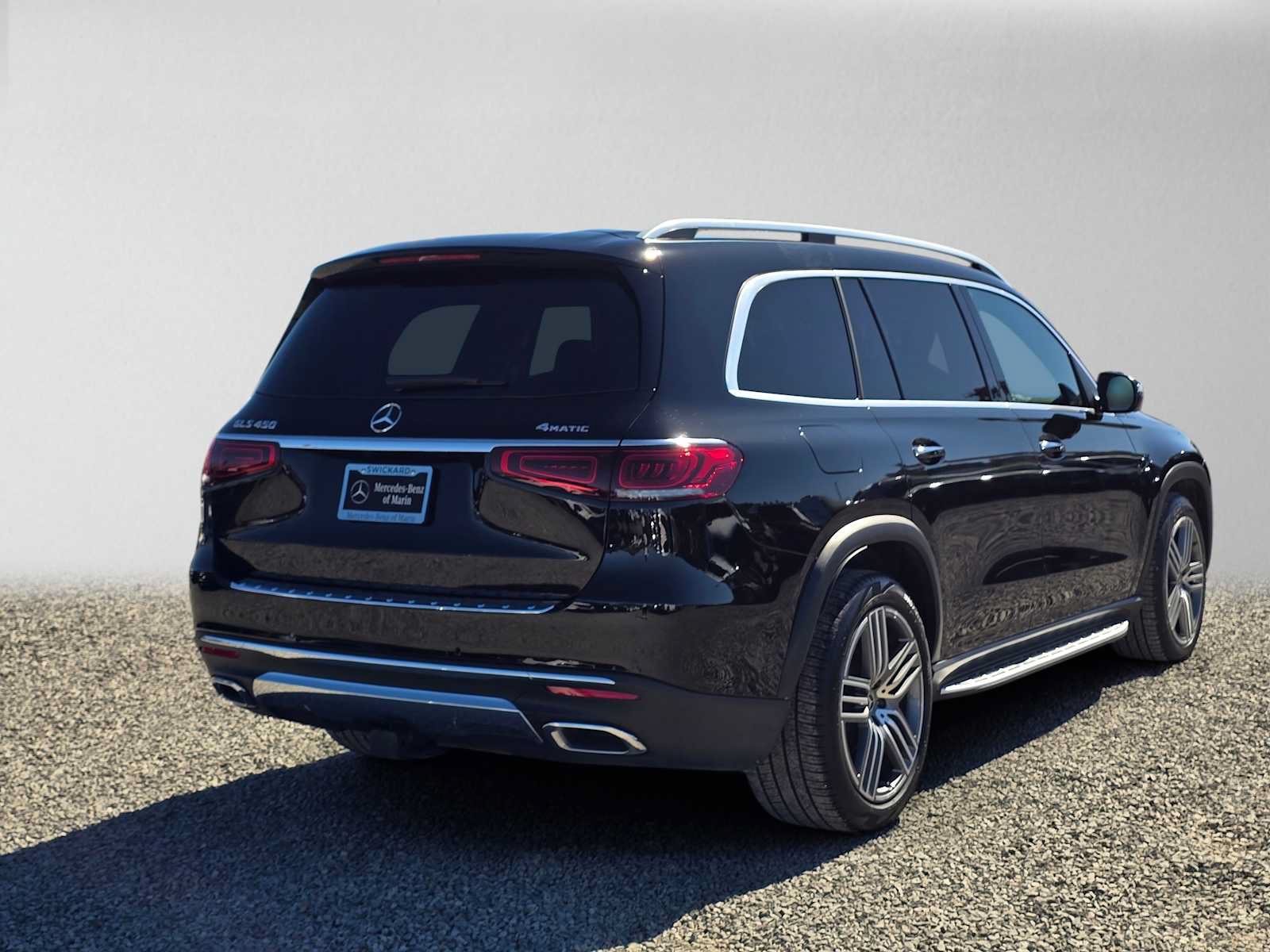 Used 2023 Mercedes-Benz GLS 450 4MATIC image 3