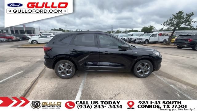 Used 2023 Ford Escape ST-Line w/ Tech Pack #1 FWD image 9