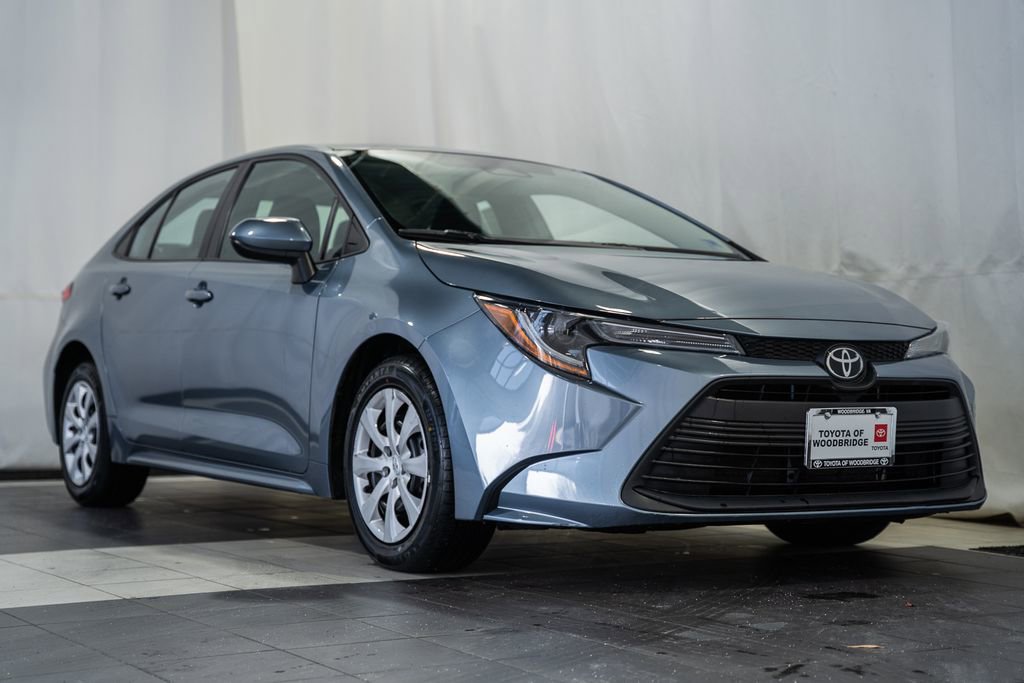 Used 2024 Toyota Corolla LE image 1