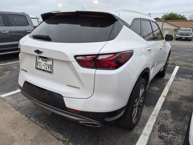 Used 2022 Chevrolet Blazer Premier w/ Enhanced Convenience Package FWD image 4