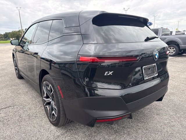 Used 2024 BMW iX xDrive50 AWD/4WD image 8