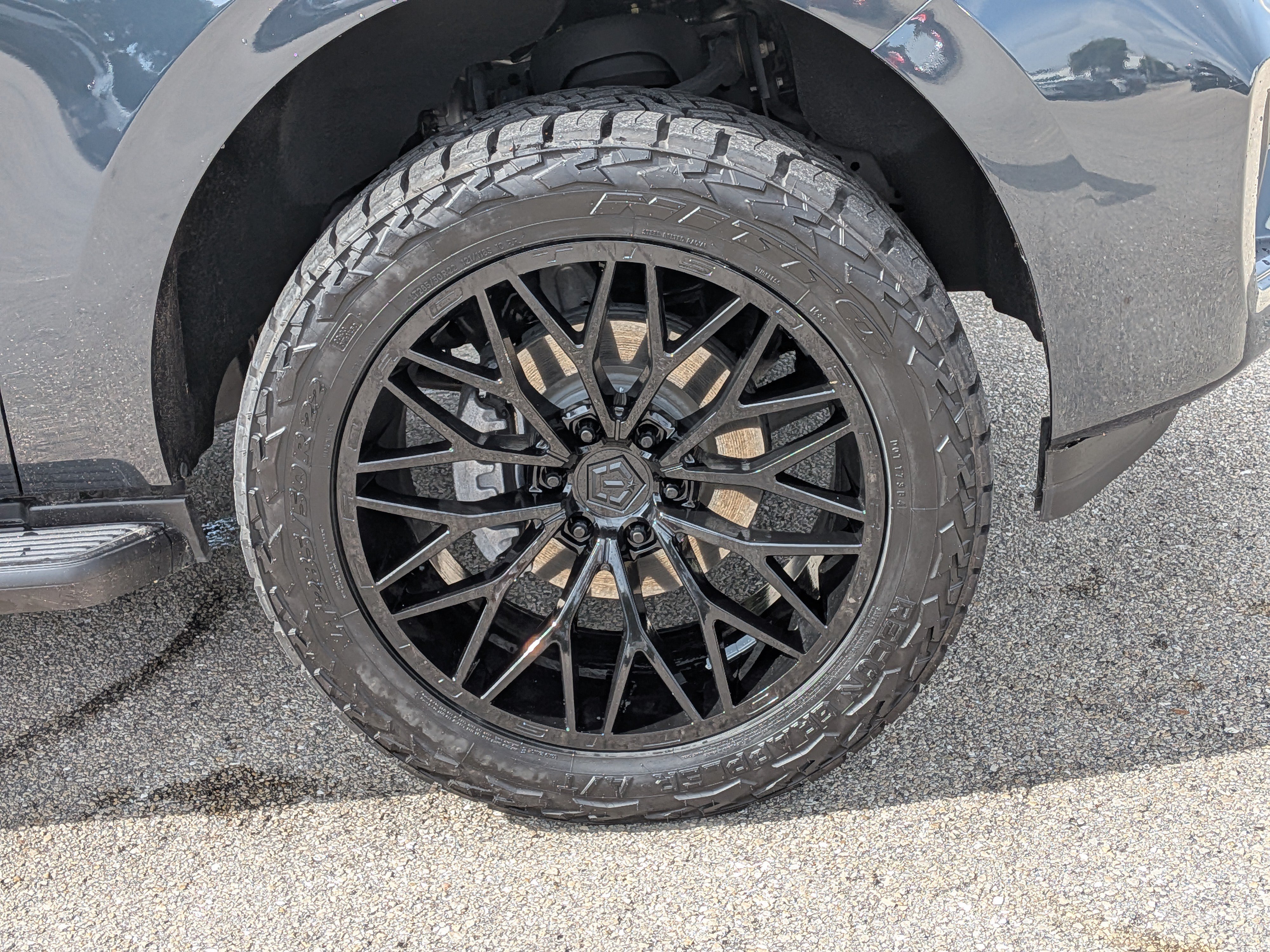 Used 2026 Ford Expedition Active RWD image 11