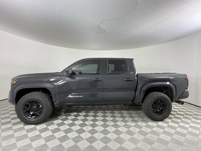 Used 2025 Toyota Tacoma SR5 image 8