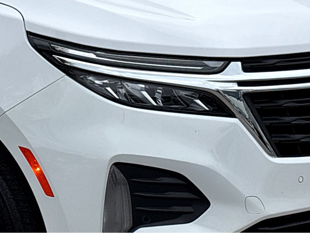 Used 2024 Chevrolet Equinox LT image 18