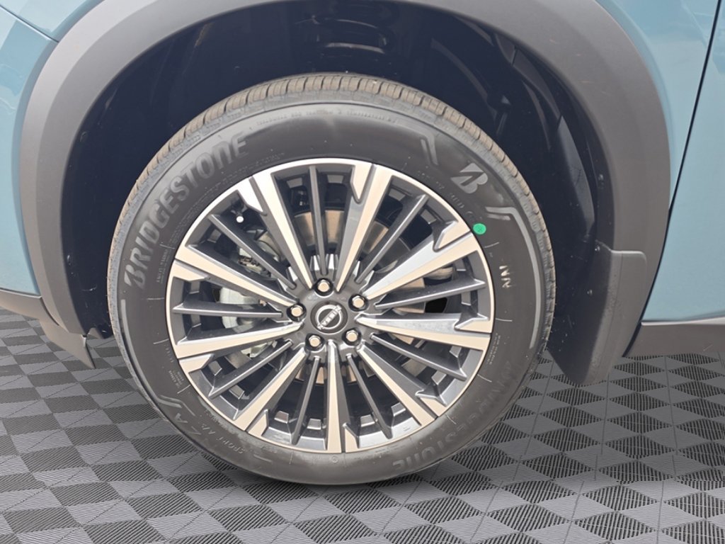 New 2026 Nissan Pathfinder Platinum AWD/4WD image 9