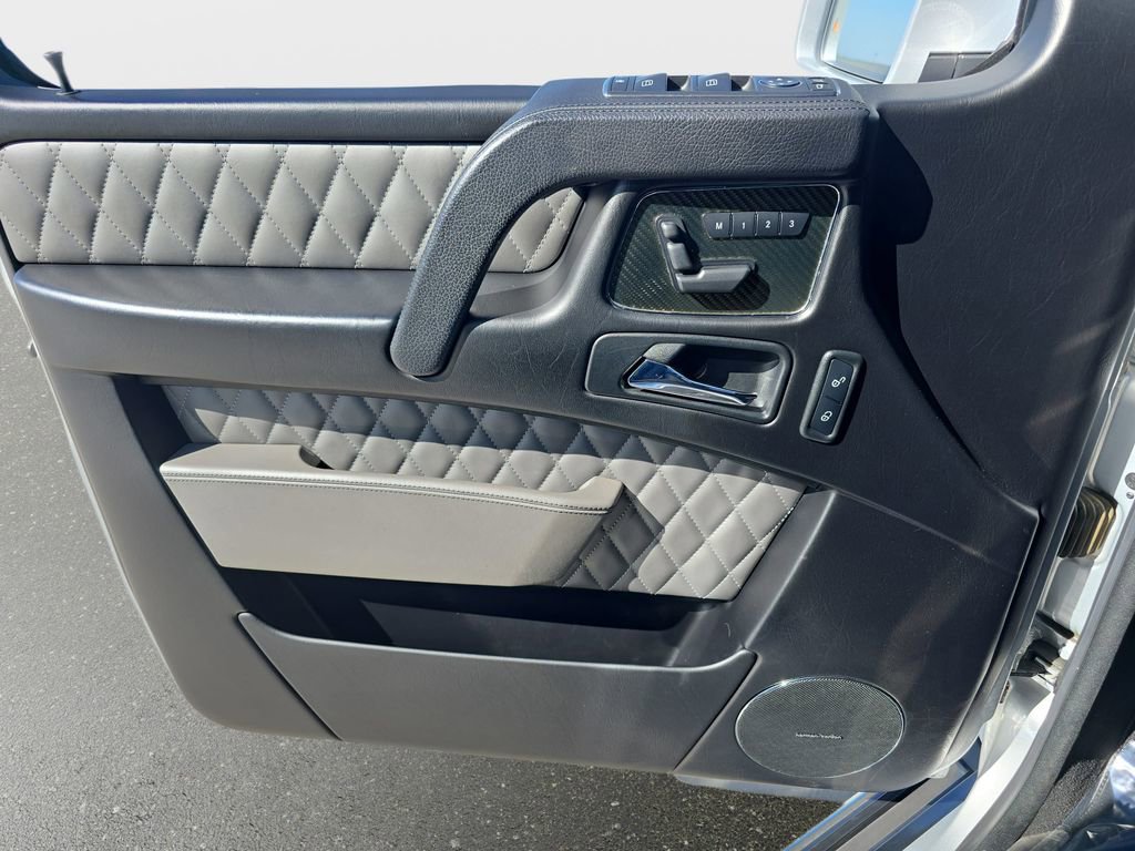 Used 2018 Mercedes-Benz G 65 AMG 4MATIC image 29