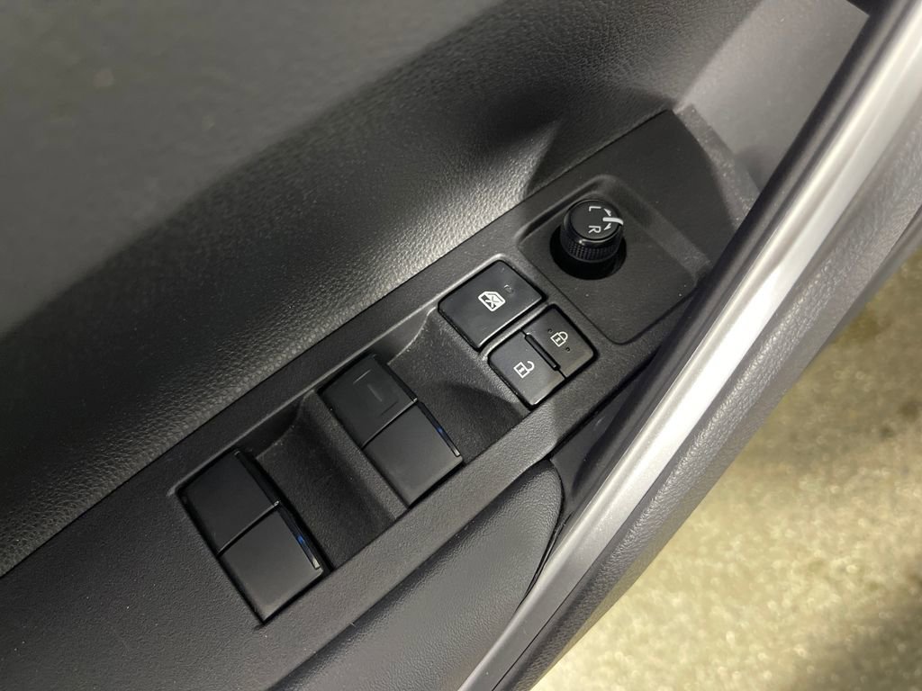 Used 2024 Toyota Corolla Cross AWD Hybrid w/ Convenience Package image 16
